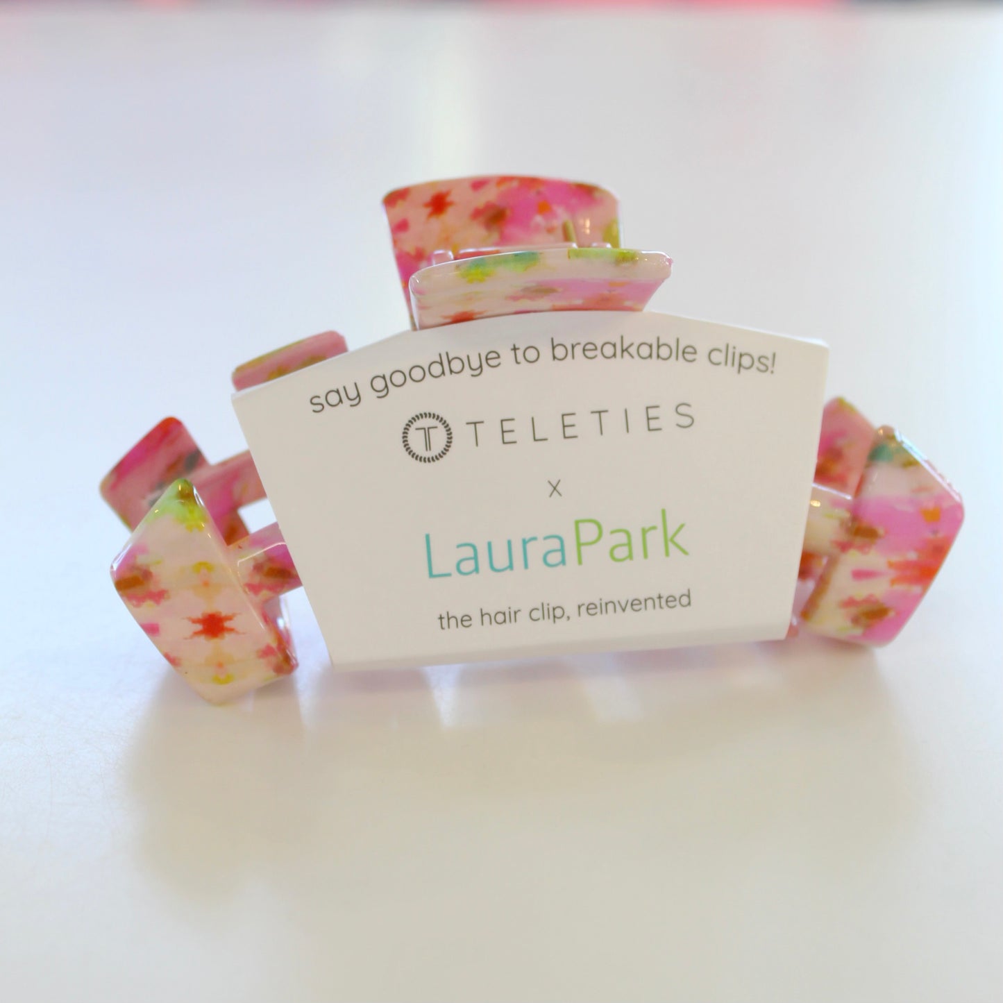 CLASSIC GIVERNY LARGE CLIP