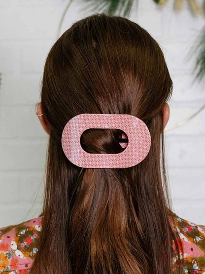 Berry Cozy Large Flat Round Hair Clip