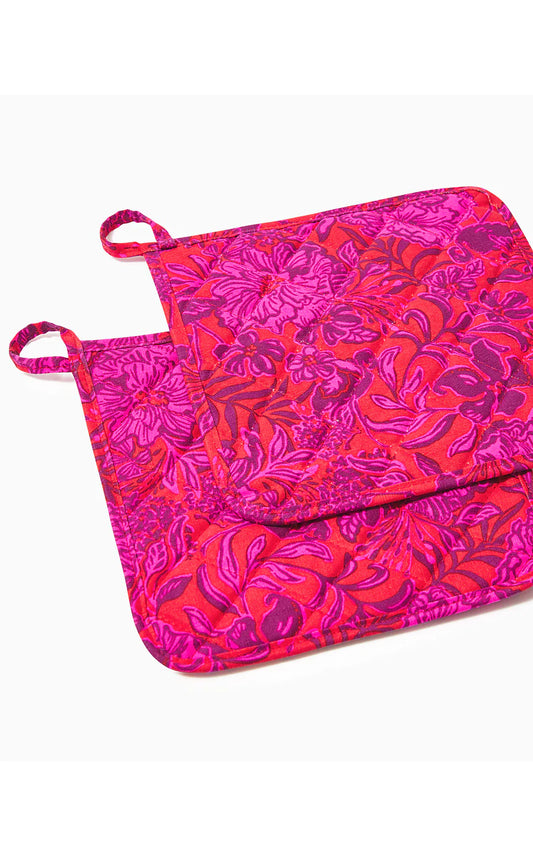 GWP SET OF 2 POT HOLDERS